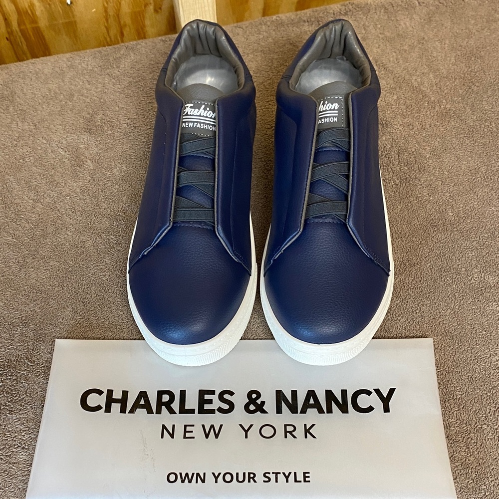 Modena slip on sneakers size (42) Euro NWOT